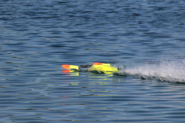 053.JPG