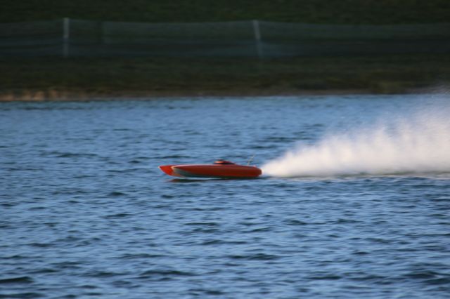 748.JPG